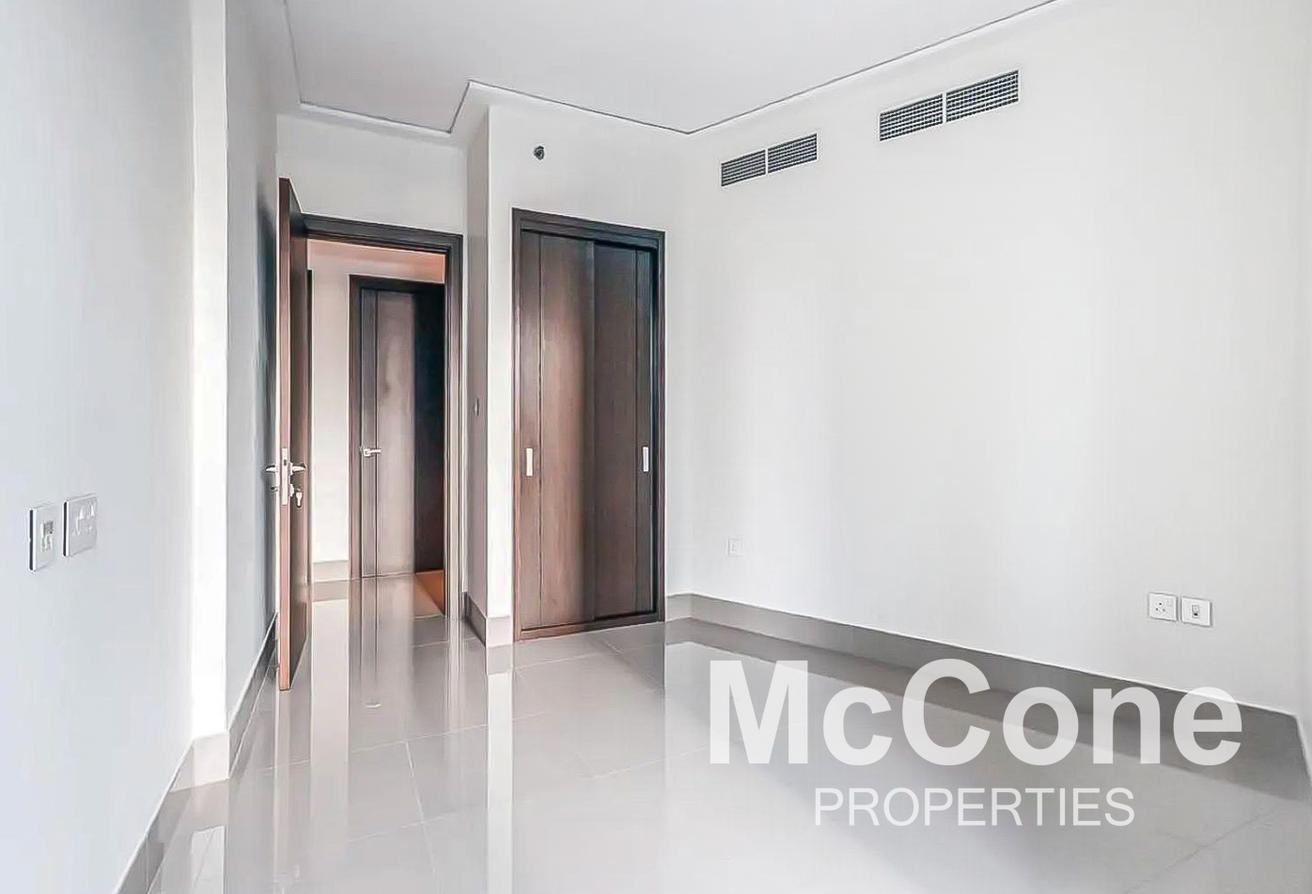 Vacant | Mid Floor | Partial Burj views photo 13