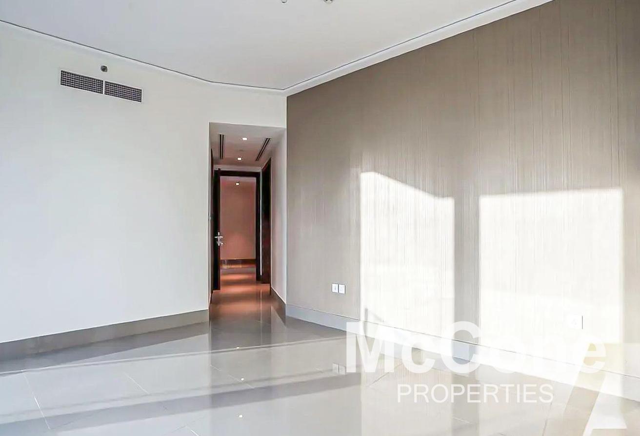 Vacant | Mid Floor | Partial Burj views photo 11