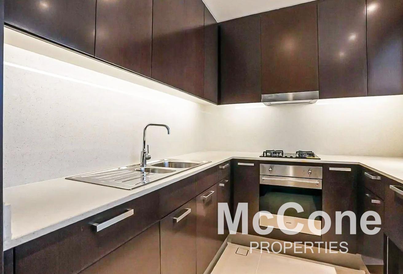 Vacant | Mid Floor | Partial Burj views photo 6