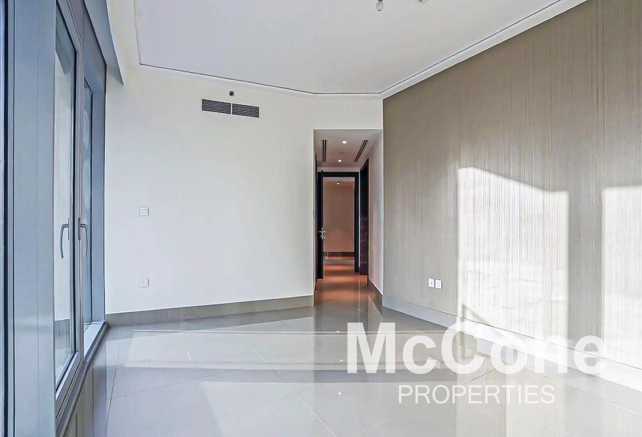 Vacant | Mid Floor | Partial Burj views photo 10