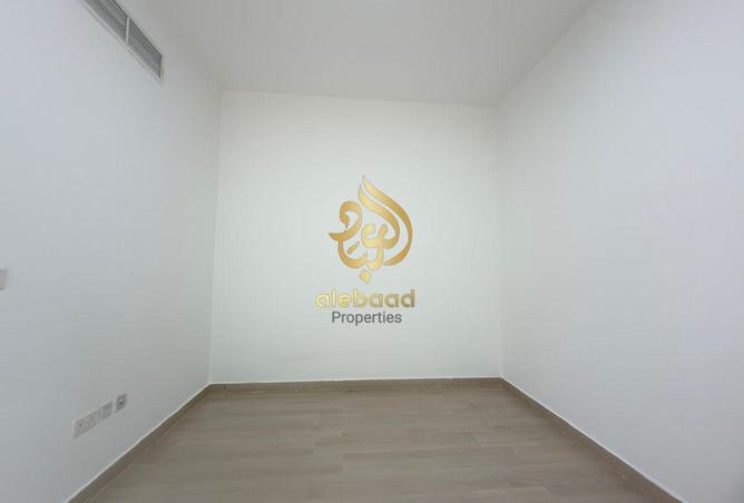 121995477 - صورة العقار 2