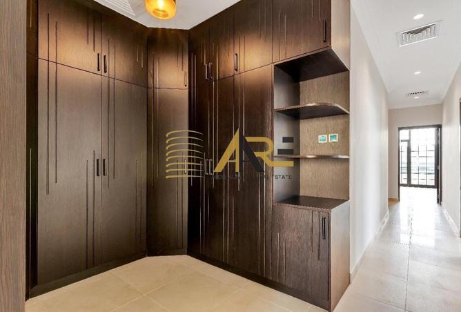 144639805 - Property Image 3