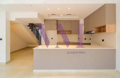 Townhouse - 2 Bedrooms - 3 Bathrooms for sale in Falcon Island - Al Hamra Village - Ras Al Khaimah Townhouse - 2 Bedrooms - 3 Bathrooms for sale in Falcon Island - Al Hamra Village - Ras Al Khaimah