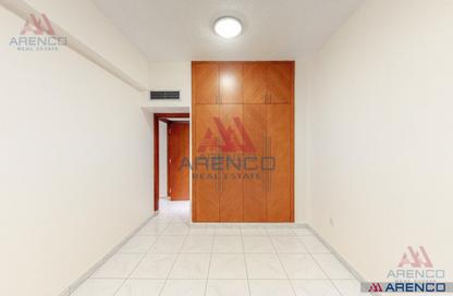 Apartment - 2 Bedrooms - 2 Bathrooms for rent in Silver Sands 1 - Al Mankhool - Bur Dubai - Dubai