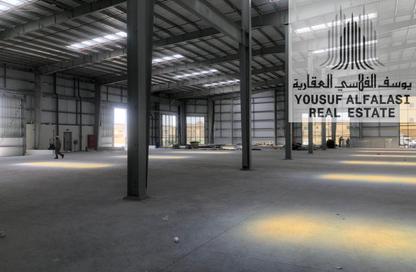 Warehouse - Studio - 2 Bathrooms for rent in Umm Dir - Umm Al Quwain