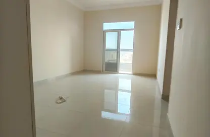 شقة - غرفة نوم - 2 حمامات للايجار في الجرف 3 - الجرف - عجمان وسط المدينة - عجمان