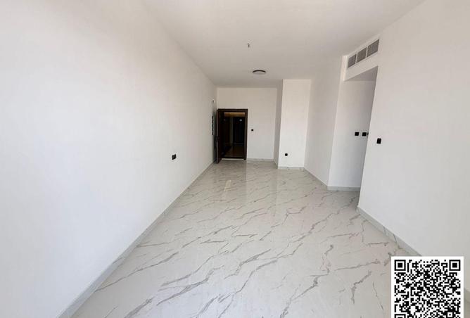 102830350 - Property Main Image