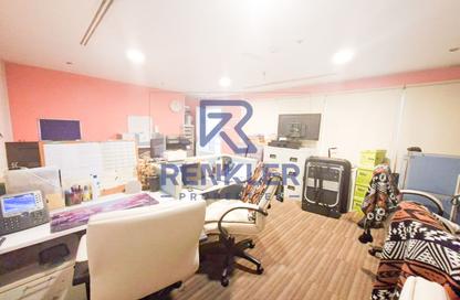 Office Space - Studio - 1 Bathroom for rent in Fortune Executive - JLT Cluster T - Jumeirah Lake Towers - Dubai