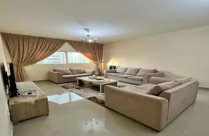 شقة - 2 غرف نوم - 2 حمامات للايجار في شارع التعاون الجديد - التعاون - الشارقة