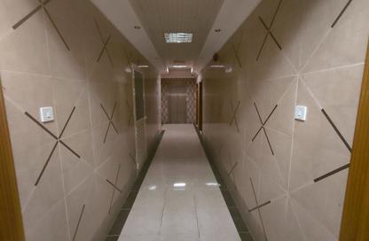 Apartment - Studio - 1 Bathroom for rent in Fire Station Road - Muwaileh - Sharjah Apartment - Studio - 1 Bathroom for rent in Fire Station Road - Muwaileh - Sharjah