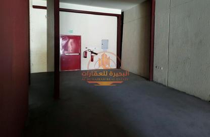 Warehouse - Studio - 1 Bathroom for rent in Industrial Area 18 - Sharjah Industrial Area - Sharjah