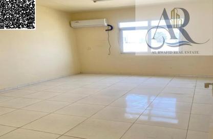 Labor Camp - Studio - 7+ Bathrooms for rent in Industrial Area 5 - Sharjah Industrial Area - Sharjah Labor Camp - Studio - 7+ Bathrooms for rent in Industrial Area 5 - Sharjah Industrial Area - Sharjah