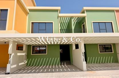 Townhouse - 4 - 3 for rent in Portofino - Damac Lagoons - Dubai
