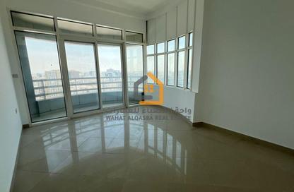 Penthouse - 3 Bedrooms - 5 Bathrooms for rent in Al Majaz 1 - Al Majaz - Sharjah Penthouse - 3 Bedrooms - 5 Bathrooms for rent in Al Majaz 1 - Al Majaz - Sharjah
