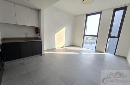 Apartment - 1 - 1 for rent in The Link - East Village - Aljada - Sharjah