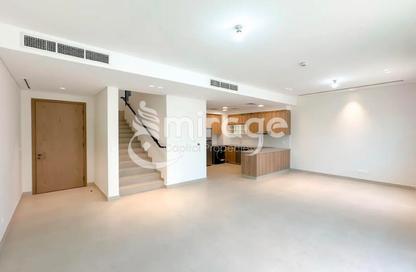 Townhouse - 2 Bedrooms - 3 Bathrooms for rent in Bloom Living - Zayed City (Khalifa City C) - Khalifa City - Abu Dhabi