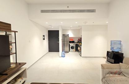 Apartment - 1 - 1 for rent in The Link - East Village - Aljada - Sharjah