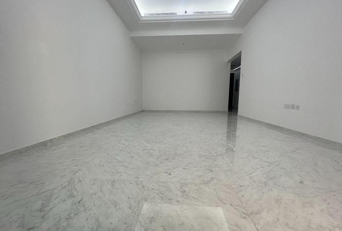 68302814 - Property Image 2