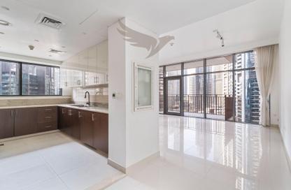 Apartment - 2 - 2 for rent in Boulevard Crescent Tower 2 - BLVD Crescent - Downtown Dubai - Dubai