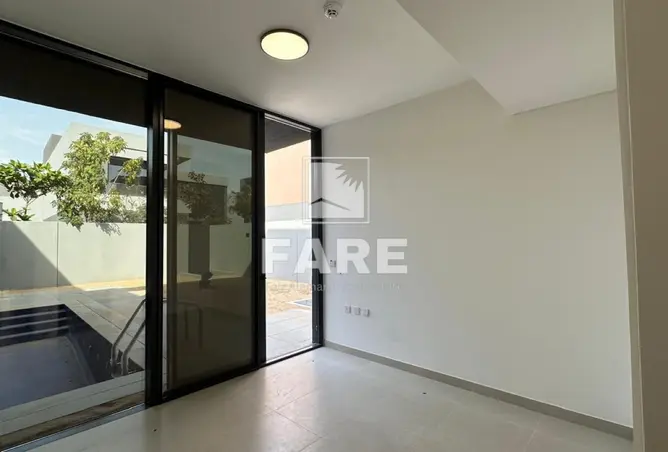 123382357 - Property Image 2
