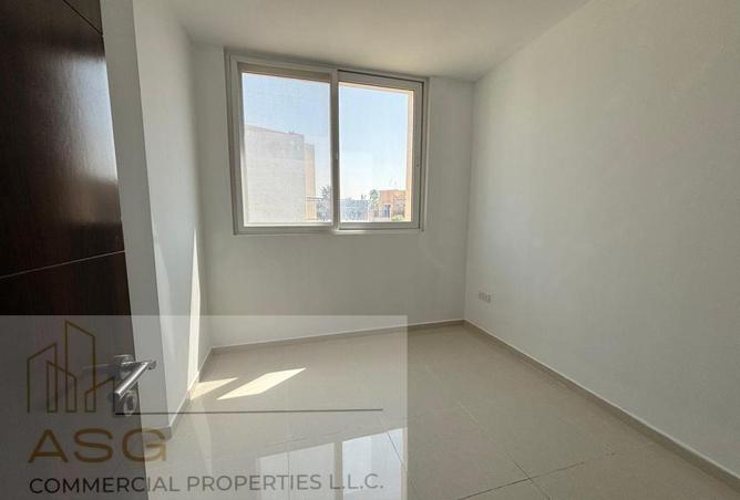 56948808 - صورة العقار 3