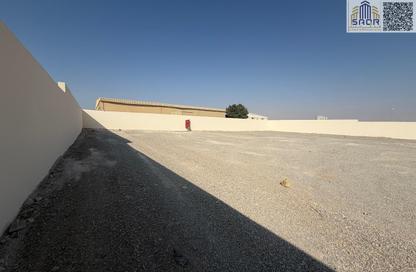 Warehouse - Studio - 2 for rent in Umm Dera - Umm Al Quwain