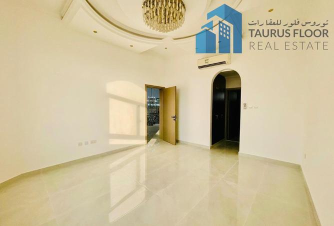 53194349 - Property Image 2