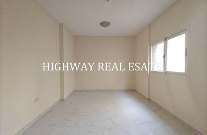 Apartment - 2 - 2 for rent in Muwaileh 29 Building - Muwaileh - Sharjah