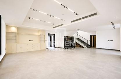 Villa - 5 - 6 for rent in Nad Al Sheba Villas - Nad Al Sheba 3 - Nad Al Sheba - Dubai