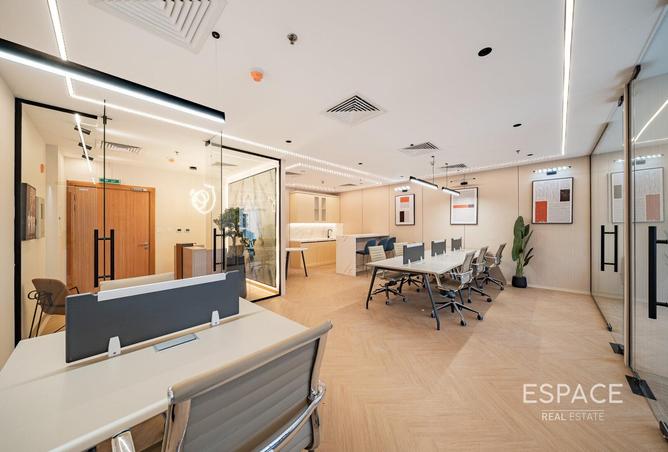 81941105 - Property Image 3