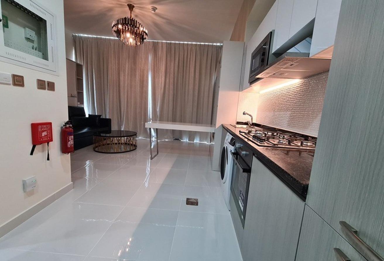 Fully Furnished | High Floor | Ready to Move In photo 3