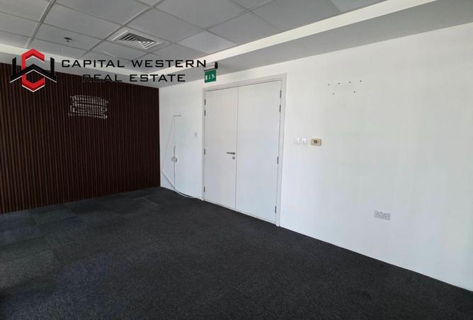 74634134 - Property Image 3