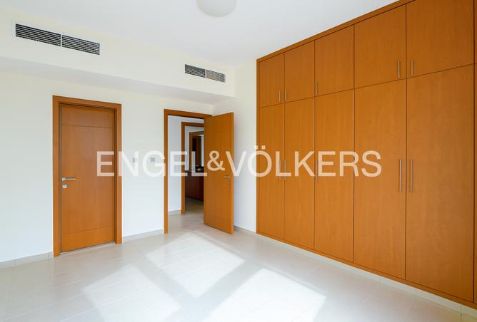 73113014 - Property Image 3
