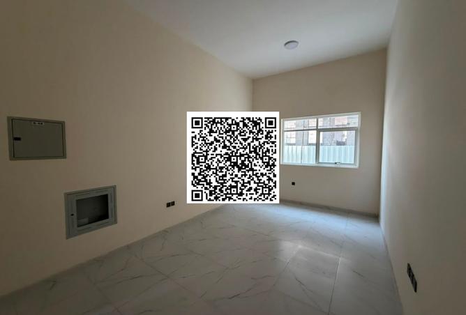 132002077 - Property Image 2