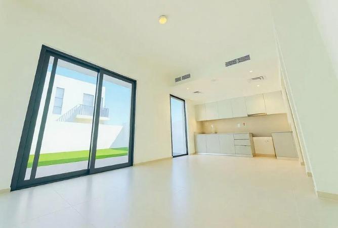 70695026 - صورة العقار 3