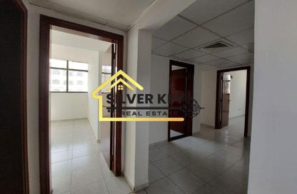 Apartment - 2 Bedrooms - 2 Bathrooms for rent in Abu Shagara building - Abu shagara - Sharjah