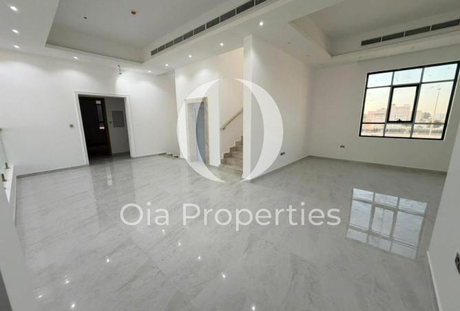 128374654 - Property Image 3