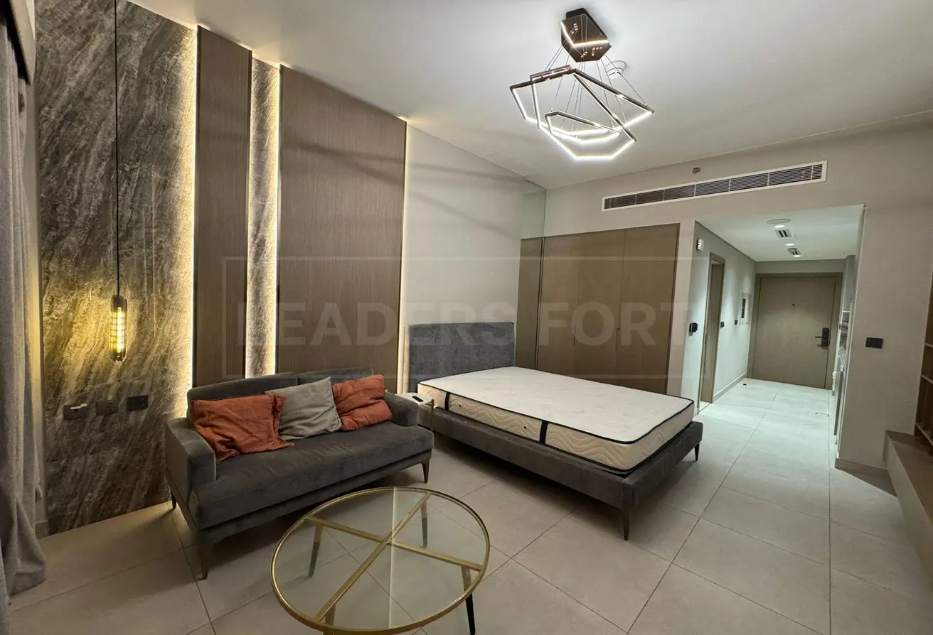 106867260 - Property Main Image