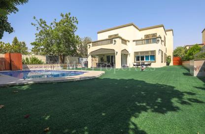 Villa - 4 - 6 for sale in District 3 - Jumeirah Park - Dubai