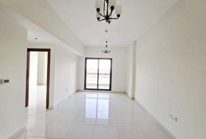 65582365 - Property Main Image