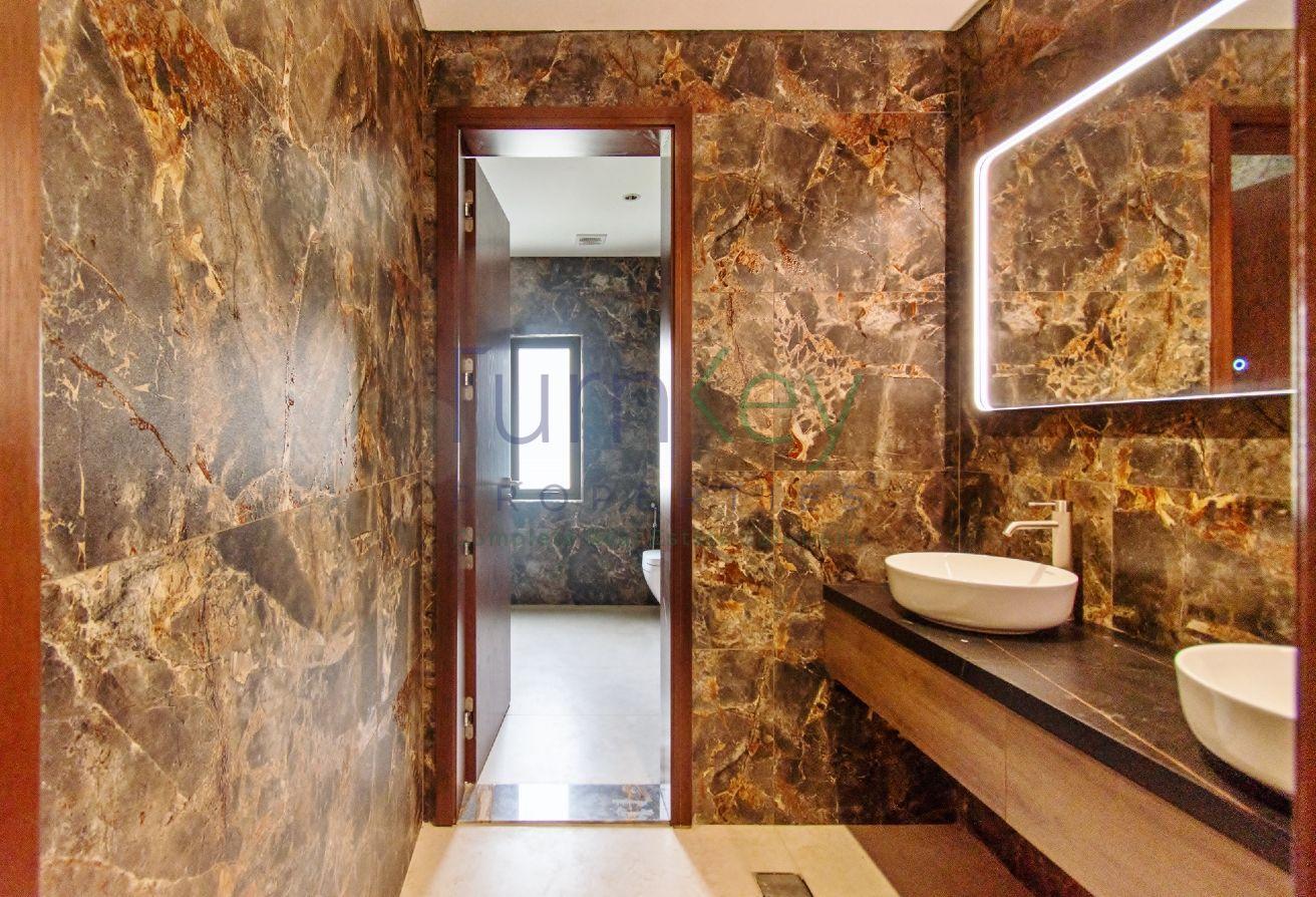 6BR + Study | Upgraded Corner Villa + Pool, Vastu photo 16