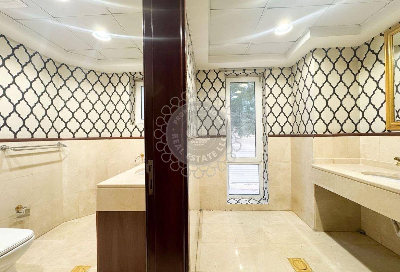 Exclusive Luxury 4-Bedroom Villa with Private Pool photo 4
