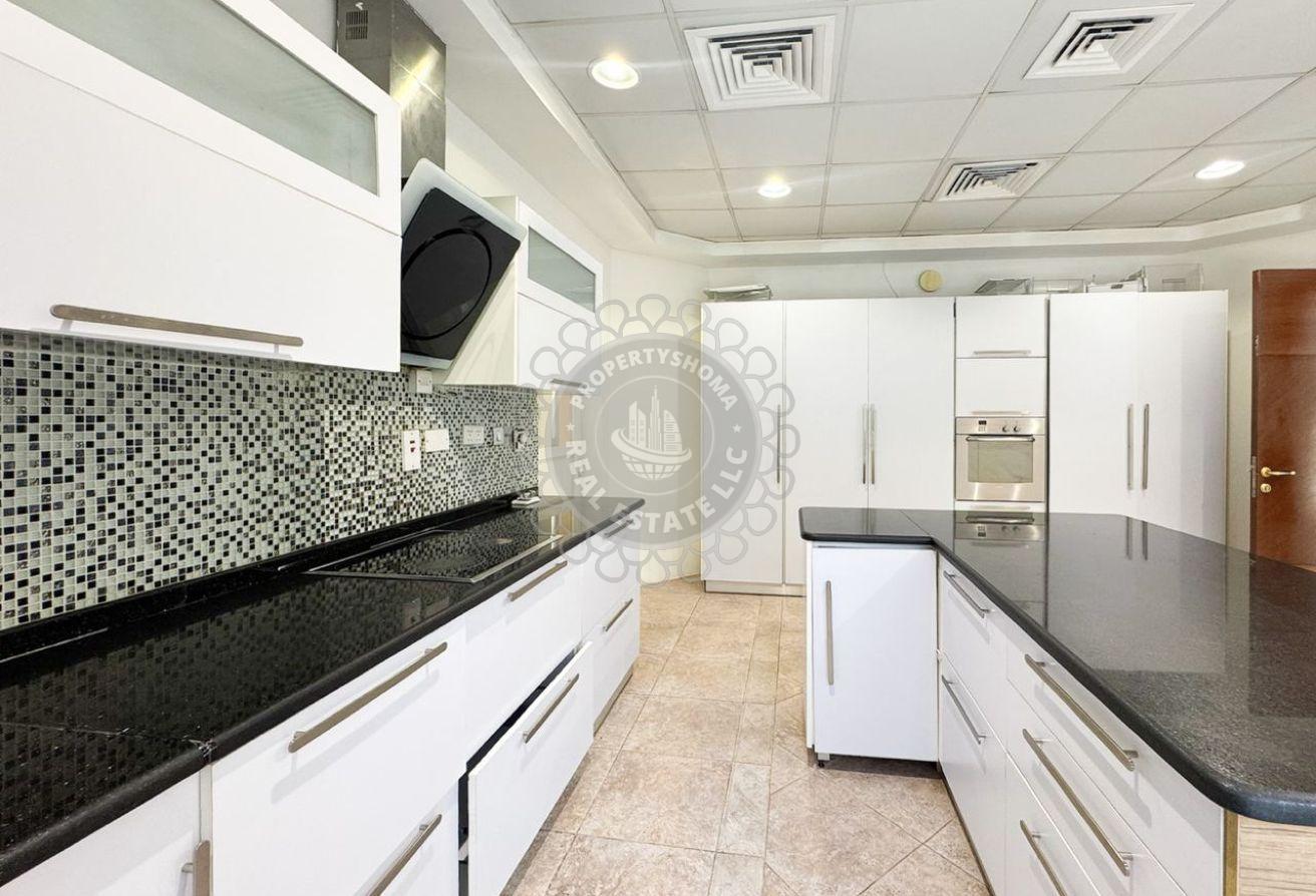 Exclusive Luxury 4-Bedroom Villa with Private Pool photo 6