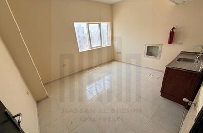 Apartment - Studio - 1 Bathroom for rent in Muwailih Building - Muwaileh - Sharjah