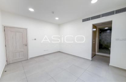 Apartment - 3 Bedrooms - 3 Bathrooms for rent in Al Reffa - Al Raffa - Bur Dubai - Dubai