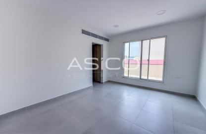 Apartment - 3 Bedrooms - 3 Bathrooms for rent in Al Reffa - Al Raffa - Bur Dubai - Dubai