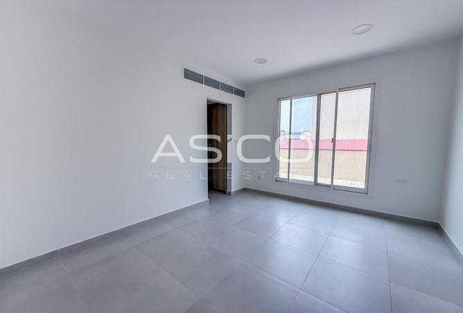 132484739 - Property Image 3