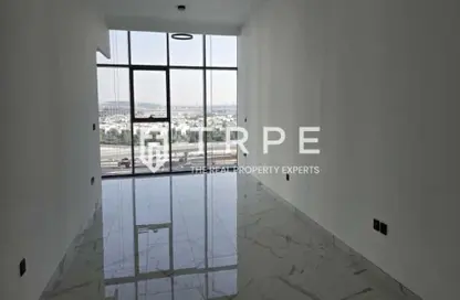 Apartment - 2 Bedrooms - 3 Bathrooms for sale in Royal Regency - Business Bay - Dubai