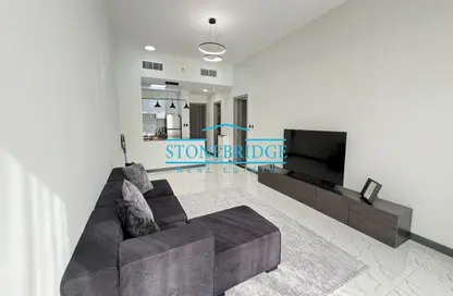 شقة - غرفة نوم - 2 حمامات للايجار في برج روكان C - برج روكان - روكان - دبي لاند - دبي