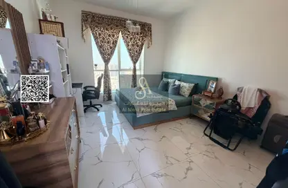 Apartment - 2 Bedrooms - 3 Bathrooms for sale in Oasis Tower - Al Rashidiya 1 - Al Rashidiya - Ajman